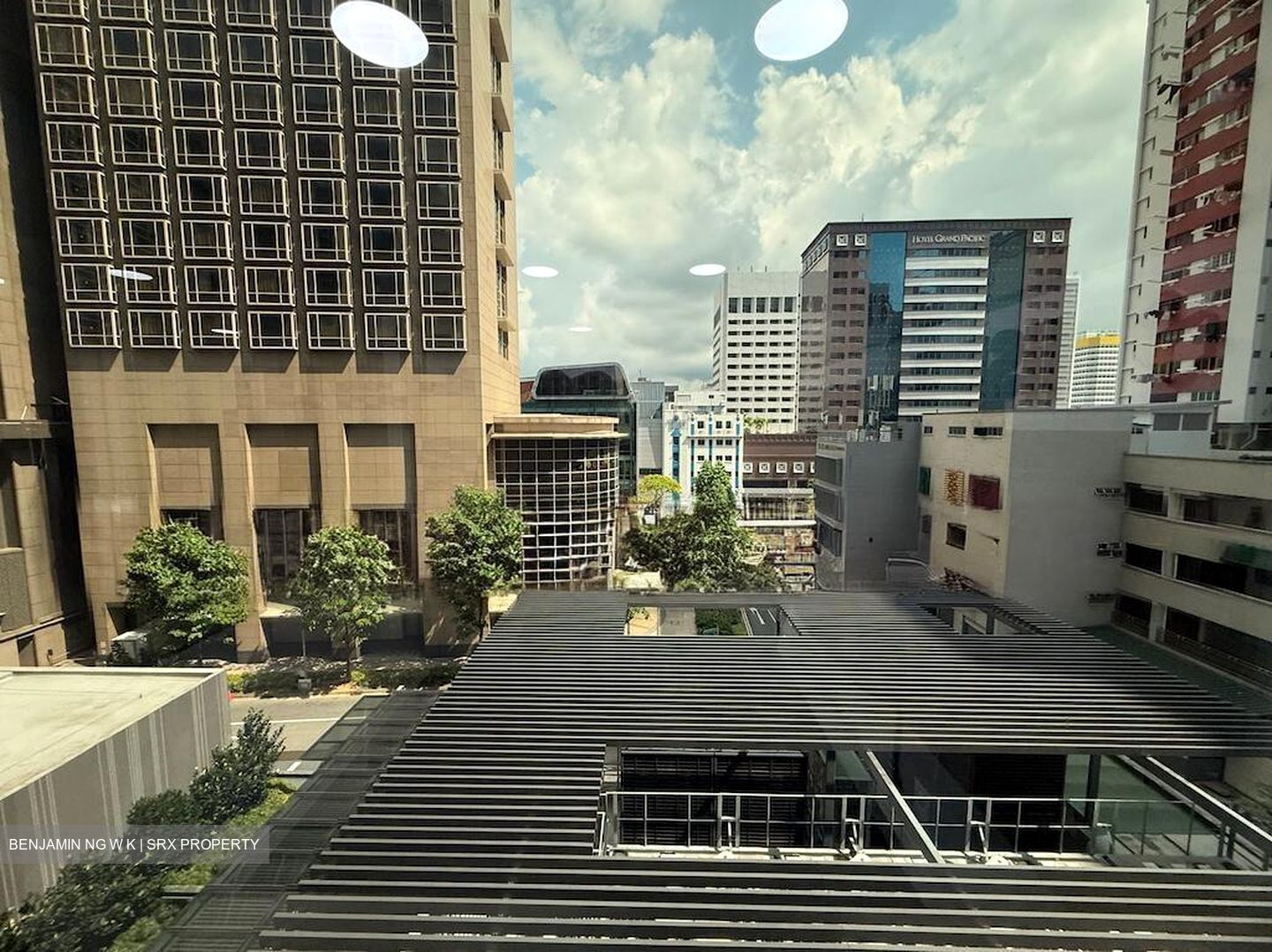 Odeon Towers (D7), Office #504886781